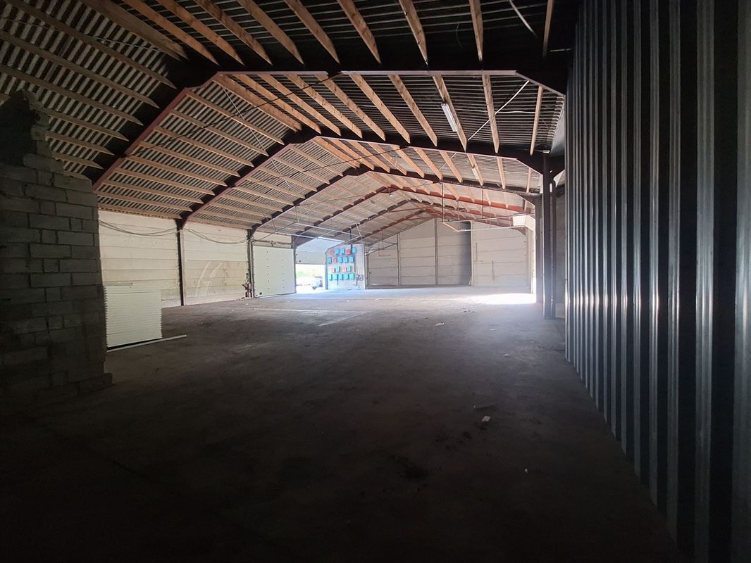 Foto 7 : Magazijn te 8510 KORTRIJK (België) - Prijs &euro; 2.500