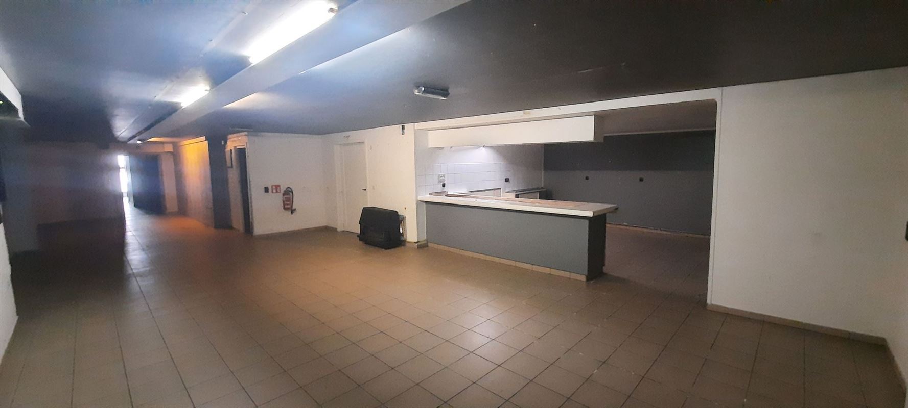 Foto 10 : Handelseigendom te 9160 LOKEREN (België) - Prijs &euro; 580.000