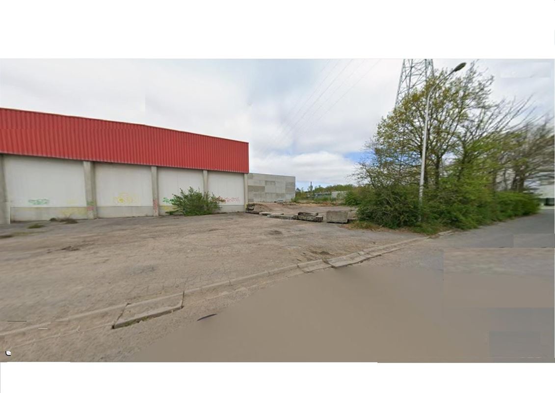 Foto 2 : Magazijn te 7700 MOESKROEN (België) - Prijs &euro; 1.025.000