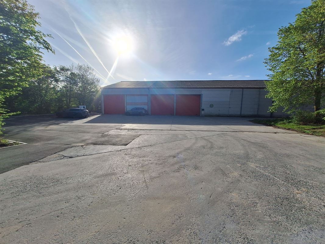 Foto 2 : Magazijn te 8510 KORTRIJK (België) - Prijs &euro; 2.500
