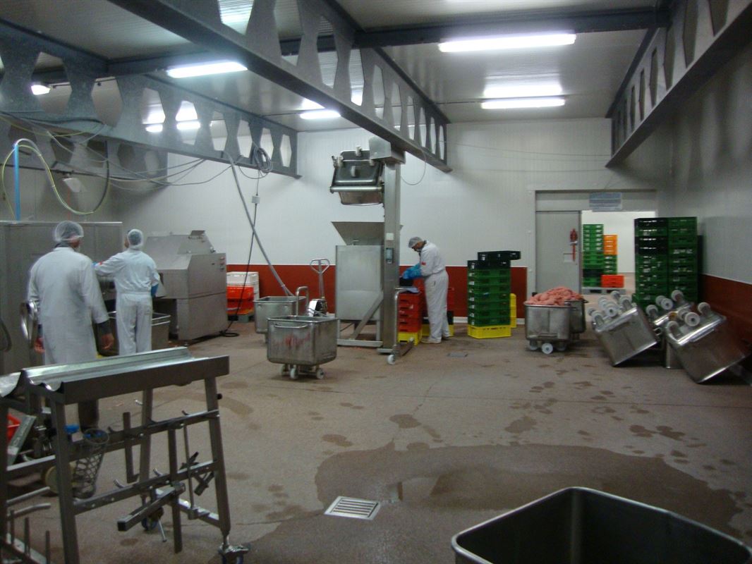 Foto 4 : Magazijn te 7700 MOESKROEN (België) - Prijs &euro; 1.852.350