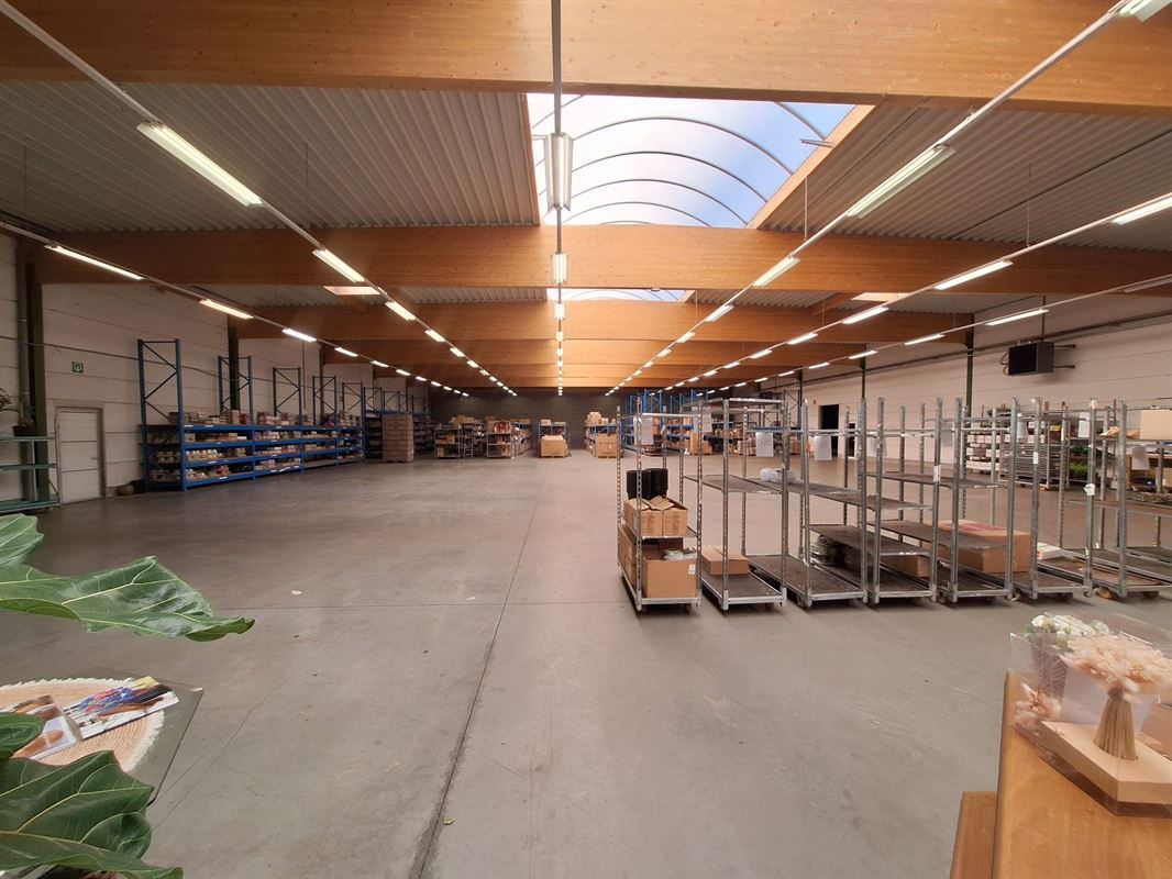 Foto 3 : Magazijn te 8930 MENEN (België) - Prijs &euro; 10.000