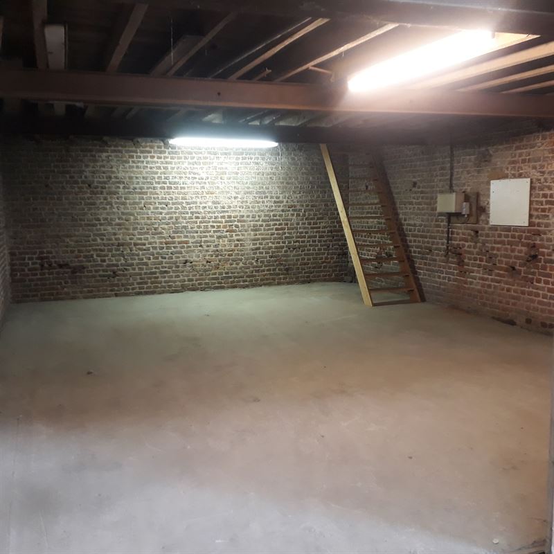 Foto 2 : Magazijn te 7760 HEULE (België) - Prijs &euro; 375