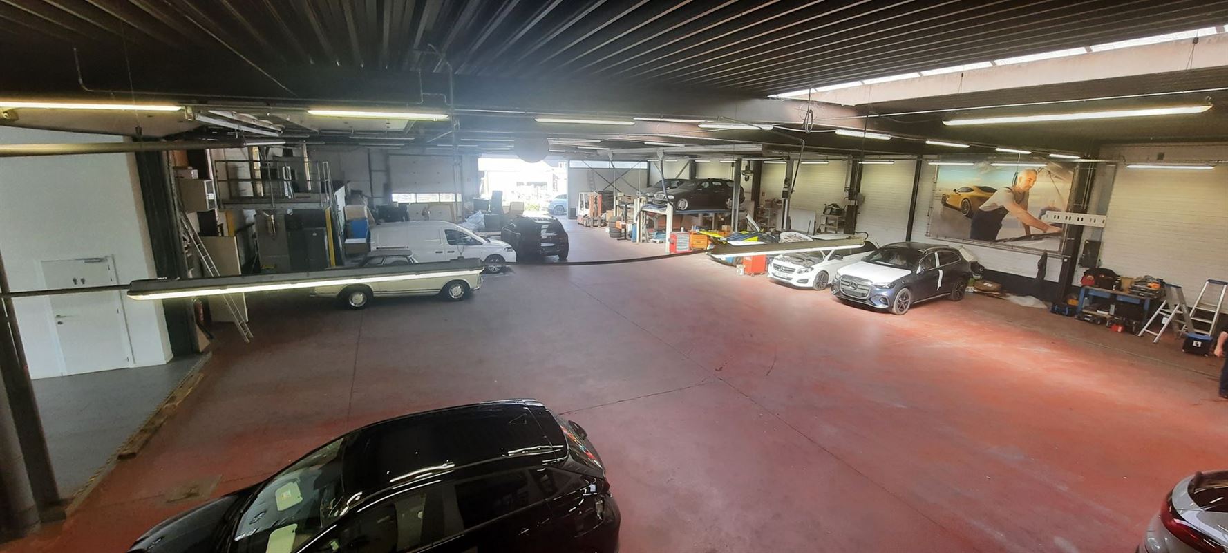 Foto 20 : Werkplaats te 9200 DENDERMONDE (België) - Prijs &euro; 2.250.000