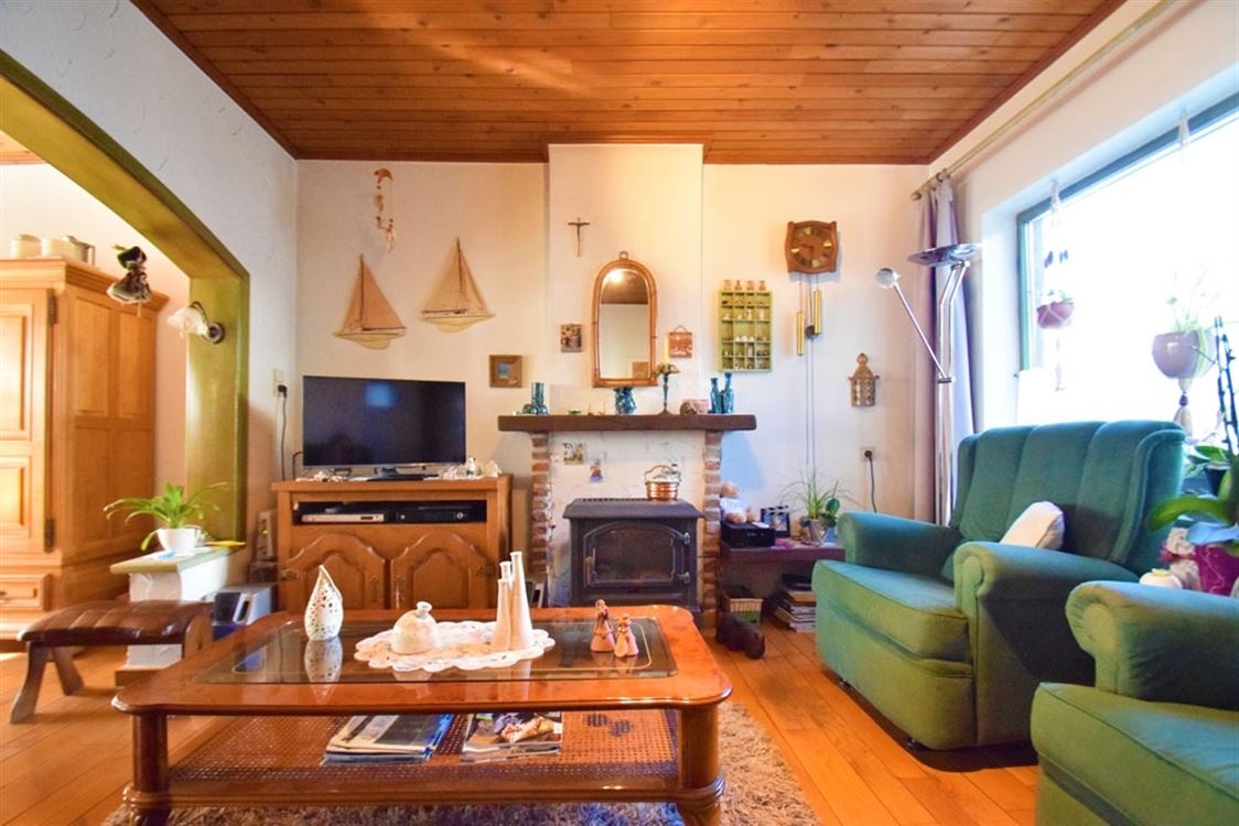 Te renoveren woning met veel mogelijkheden. Clavis Vastgoed