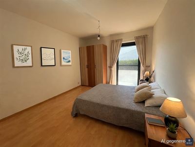 empty-room-with-wooden-floor