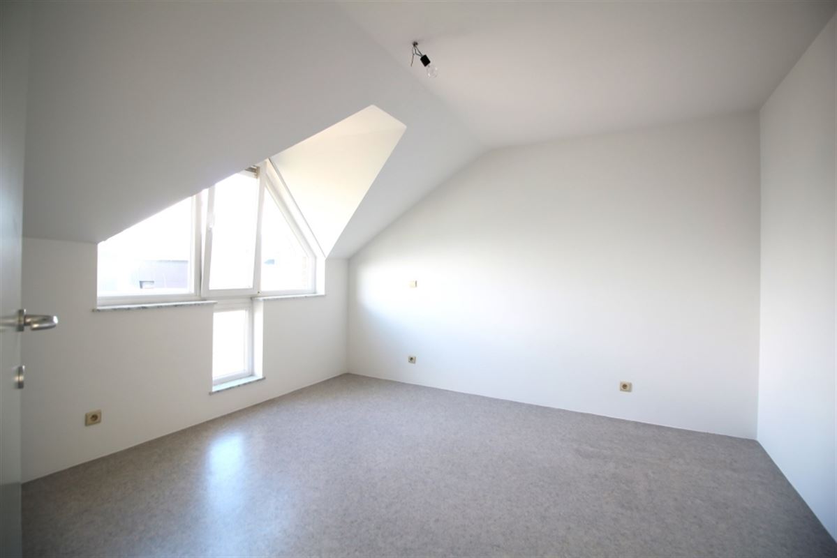Image 8 : Duplex à 6900 MARCHE-EN-FAMENNE (Belgique) - Prix 220.000 €