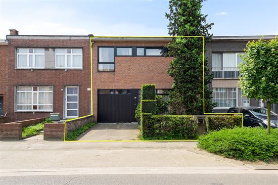 Ruime woning met architecturale creativiteit en energiezuinigheid in hartje Duffel