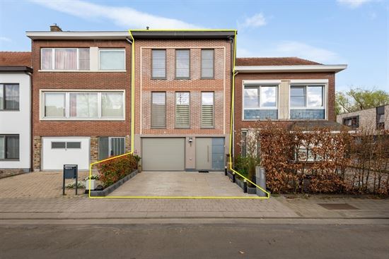 Energiezuinige, kwalitatief afgewerkte woning (3slpks) met tuin én zonnig terras op toplocatie