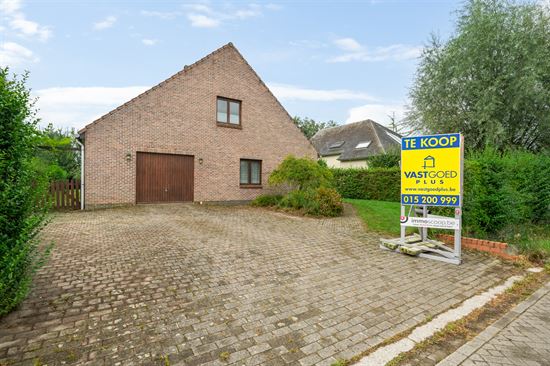 Ruime woning (320 m² bew. opp.) op perceel van 5094 m² op toplocatie