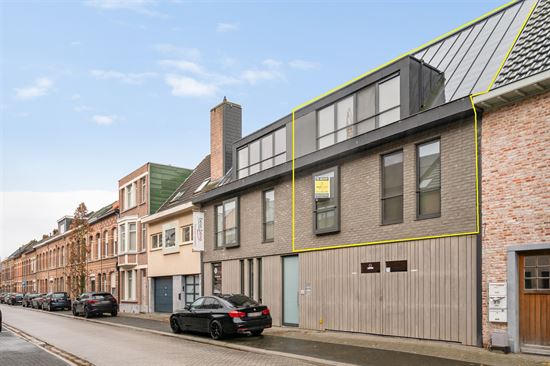 Prachtig Duplex appartement met 2 slpks en groot terras