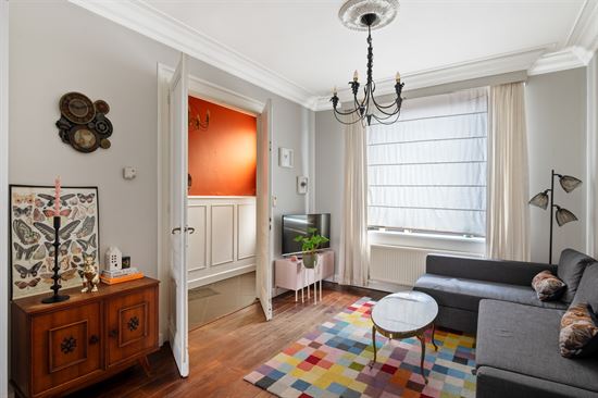 Instapklare woning met zij-ingang in het dorp van Sint-Katelijne-Waver