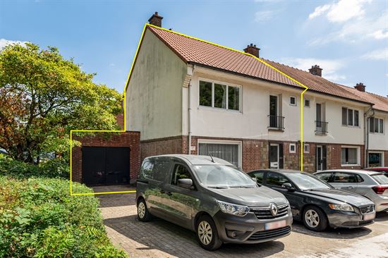 Halfopen bebouwing met 3 slaapkamers en garage nabij Louis-Selsplein te Duffel