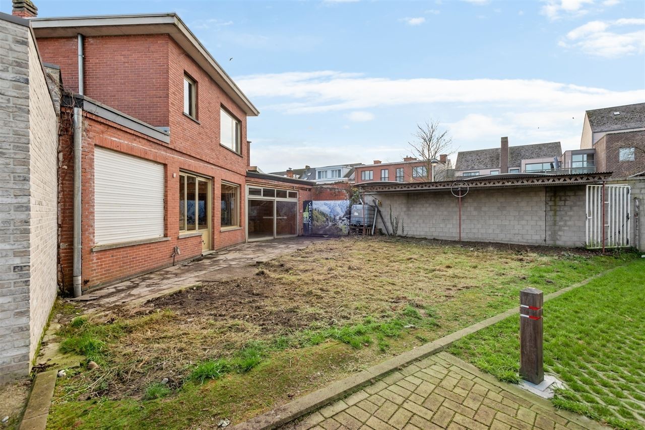 Veelzijdig handelspand met mogelijkheid tot zelfstandige woonentiteit in Duffel