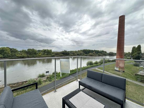 Prachtig appartement met zicht op het water.