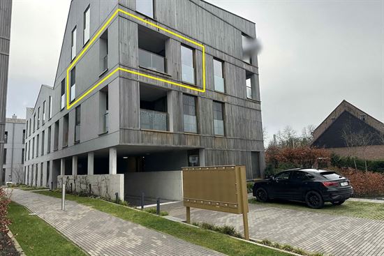 Recent appartement met 1 slaapkamer, terras en autostaanplaats.