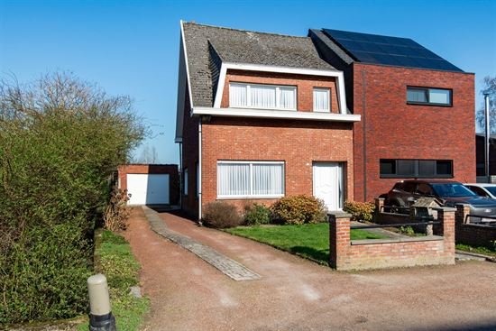 Te renoveren HOB op ruim perceel met veel potentieel in Duffel