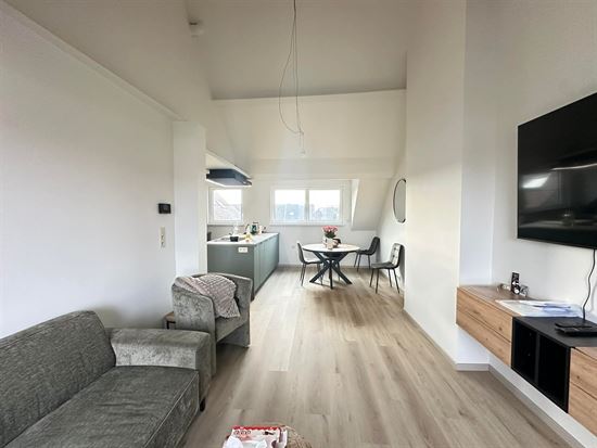 HOB met 2 appartementen, geschikt voor kangoeroewonen.