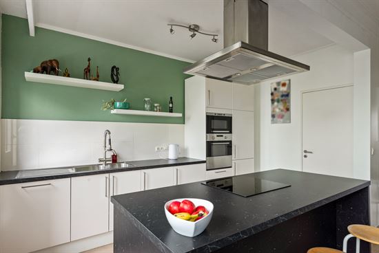 Genieten van ruimte, licht, 2 terrassen én autostaanplaats – instapklaar!