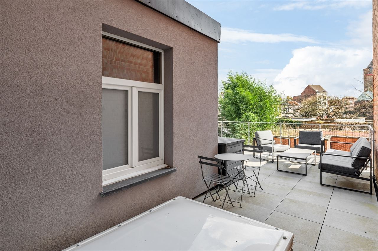 Karaktervolle herenwoning met optie praktijkruimte, kangoeroewoning of ruime gezinswoning