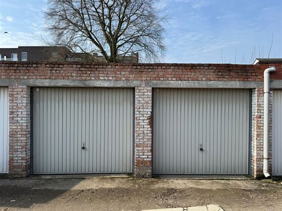 Garageboxen (2) te koop €18.000/st. – centrum Duffel