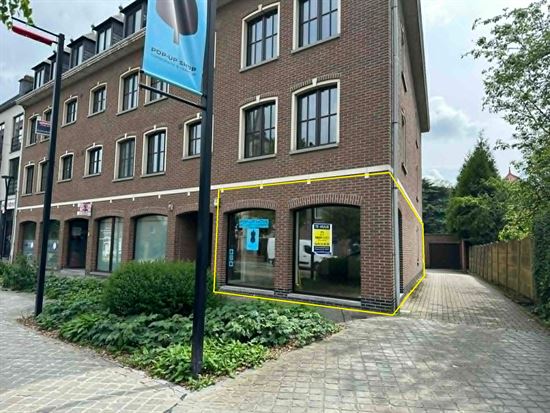 Prachtig handelsgelijkvloers op toplocatie in het centrum van Hove.