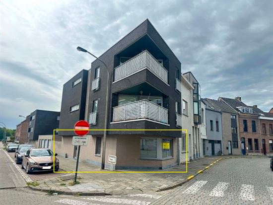 GLV app. met 1 saapkamer en groot terras.