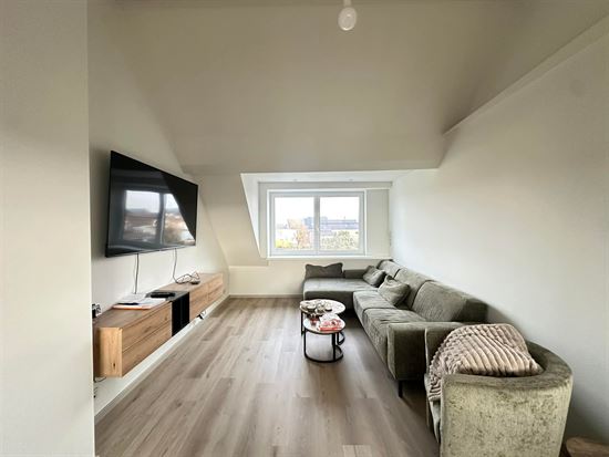 HOB met 2 appartementen, geschikt voor kangoeroewonen.