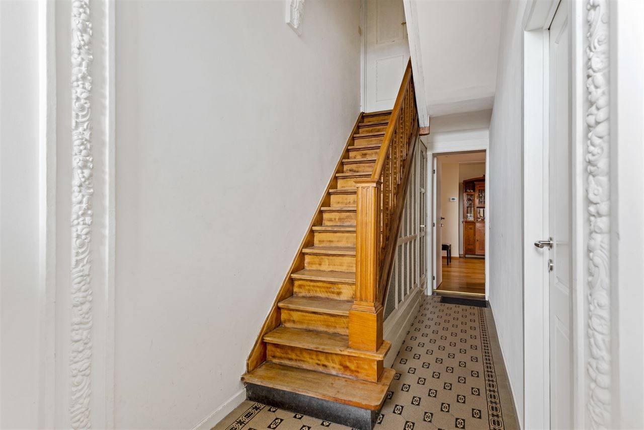Karaktervolle herenwoning met optie praktijkruimte, kangoeroewoning of ruime gezinswoning