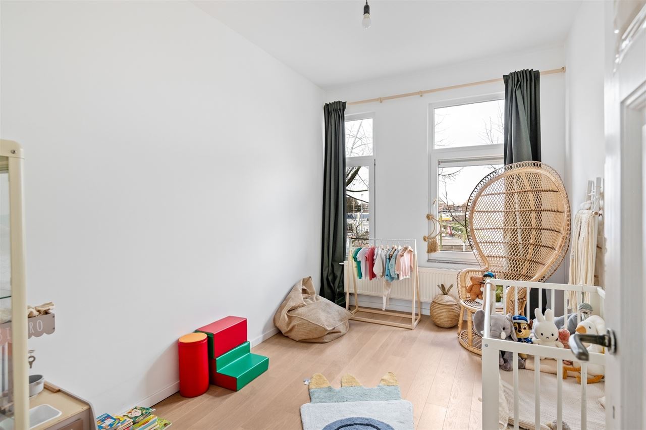 Karaktervolle herenwoning met optie praktijkruimte, kangoeroewoning of ruime gezinswoning