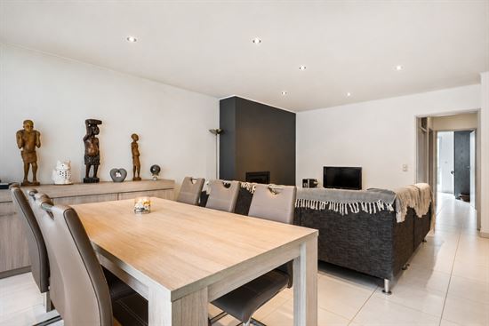 Instapklaar gelijkvloers appartement (2 slpk) in Kontich-Kazerne