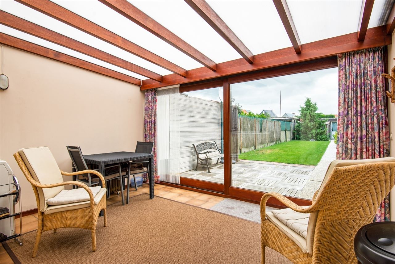 Op te frissen woning met praktische achteruitgang en tuin