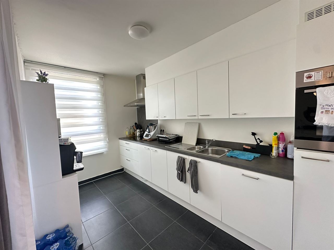Prachtig 3-slaapkamer appartement met 2 terrassen en garage.