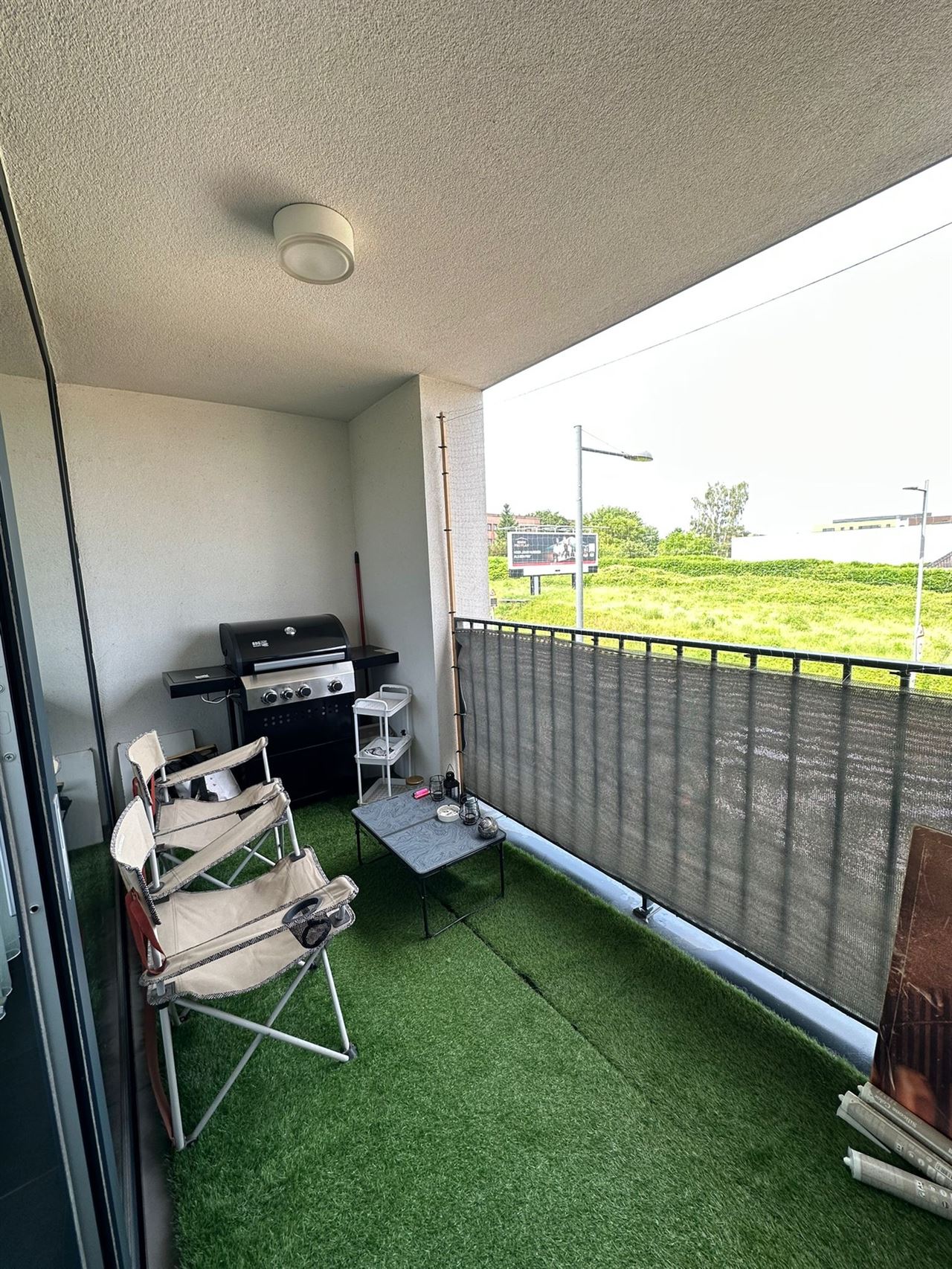 Prachtig 3-slaapkamer appartement met 2 terrassen en garage.