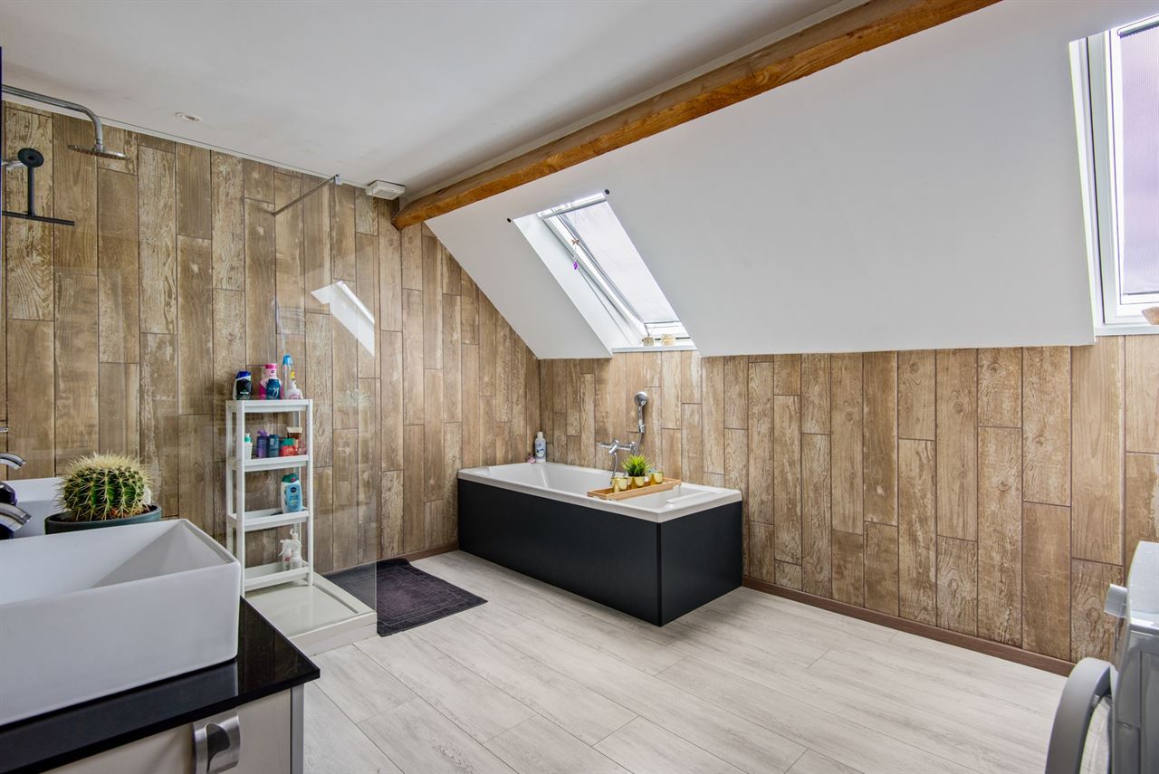 Interessante combinatie van handel en wonen in Sint-Katelijne-Waver