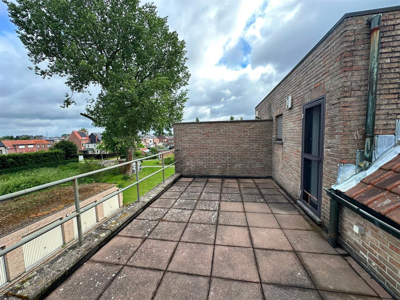 Duplex-appartement met 1 slaapkamer en groot, zonnig terras