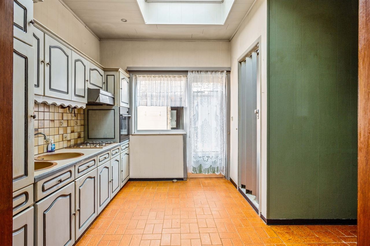 Te renoveren woning (2 slpks) in het centrum van Duffel