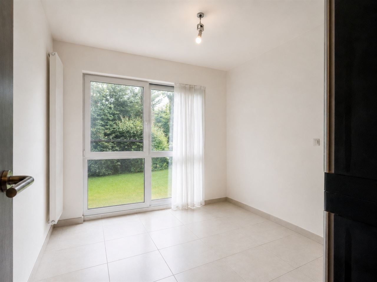 Instapklaar gelijkvloers appartement (2 slpk) in Kontich-Kazerne