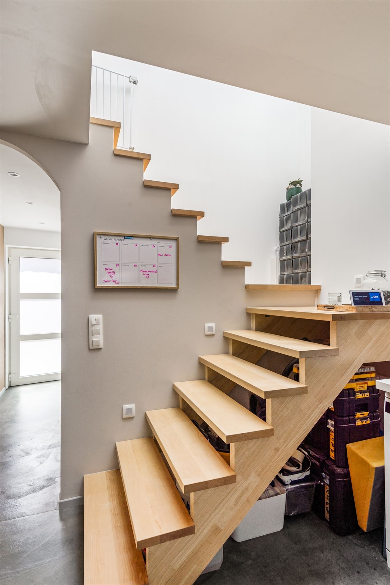 Instapklare, stijlvol gerenoveerde woning met tuin in het hart van Rumst