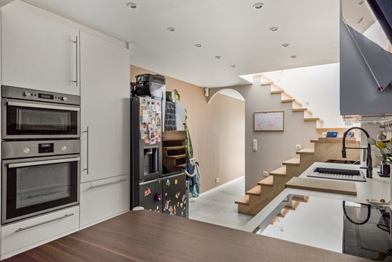 Instapklare, stijlvol gerenoveerde woning met tuin in het hart van Rumst