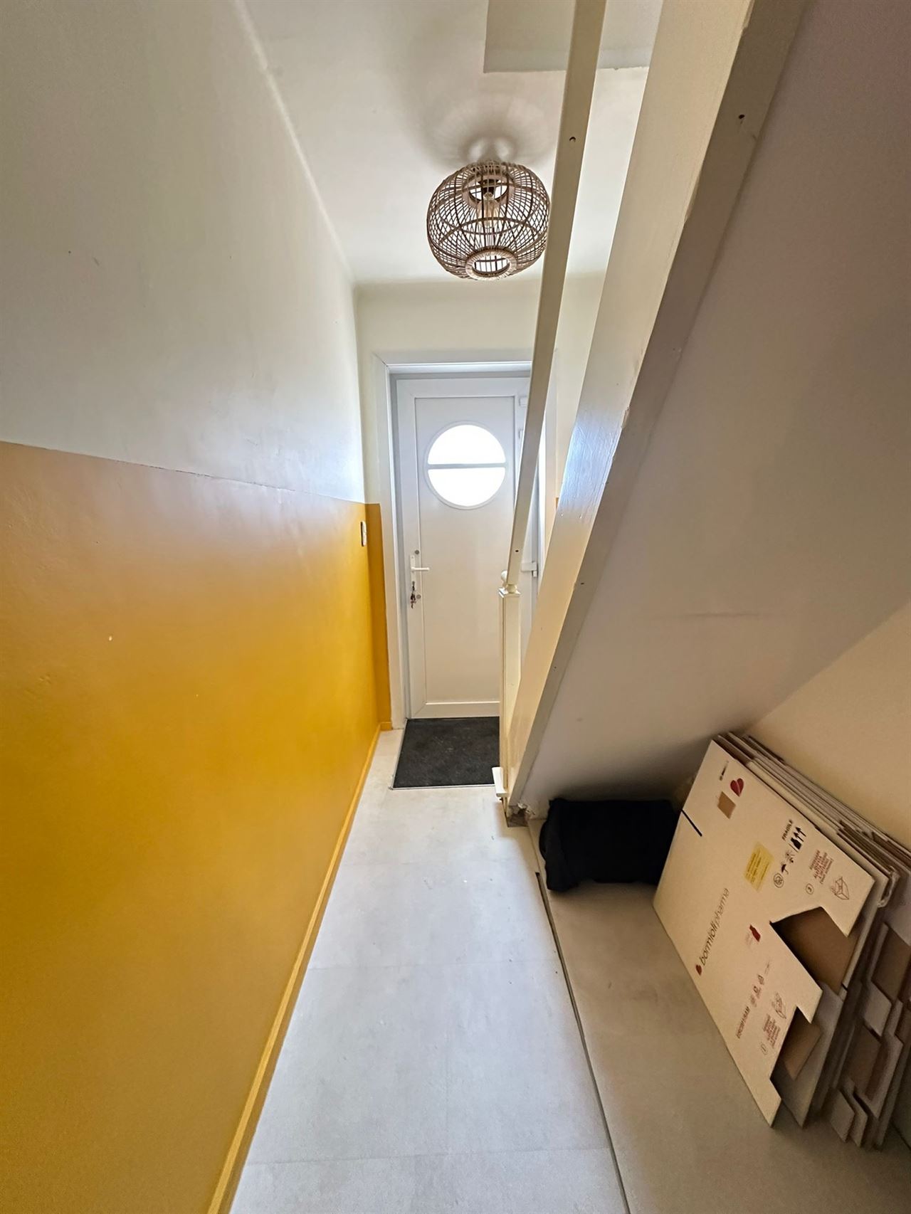 Charmante woning met 2 slaapkamers en tuin met zicht op groen.