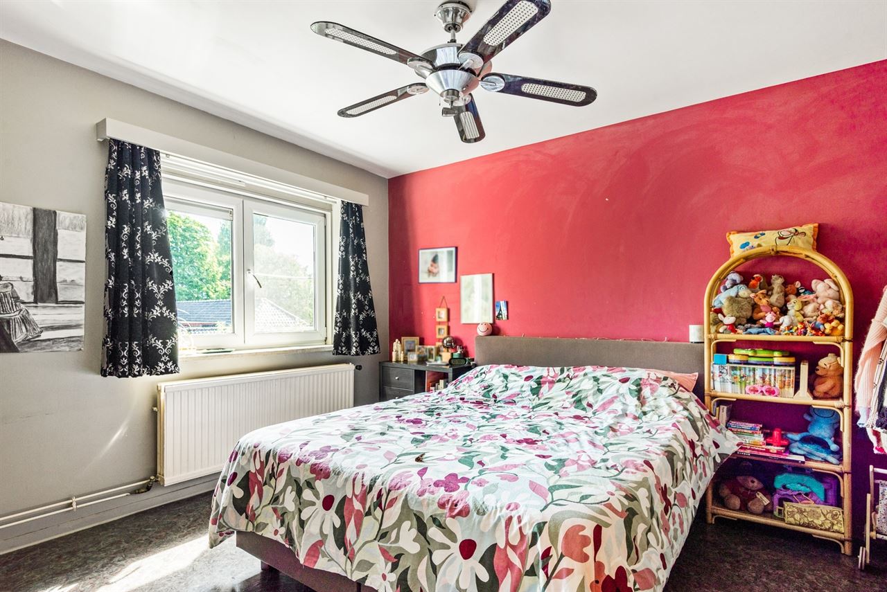 Ruime gezinswoning met 3 slaapkamers, garage en tuin in een kindvriendelijke buurt