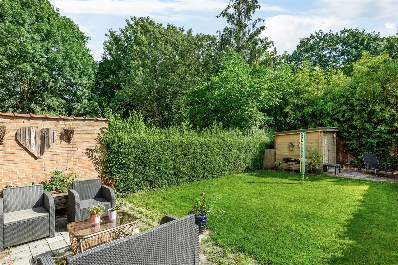 Ruime gezinswoning met 3 slaapkamers, garage en tuin in een kindvriendelijke buurt