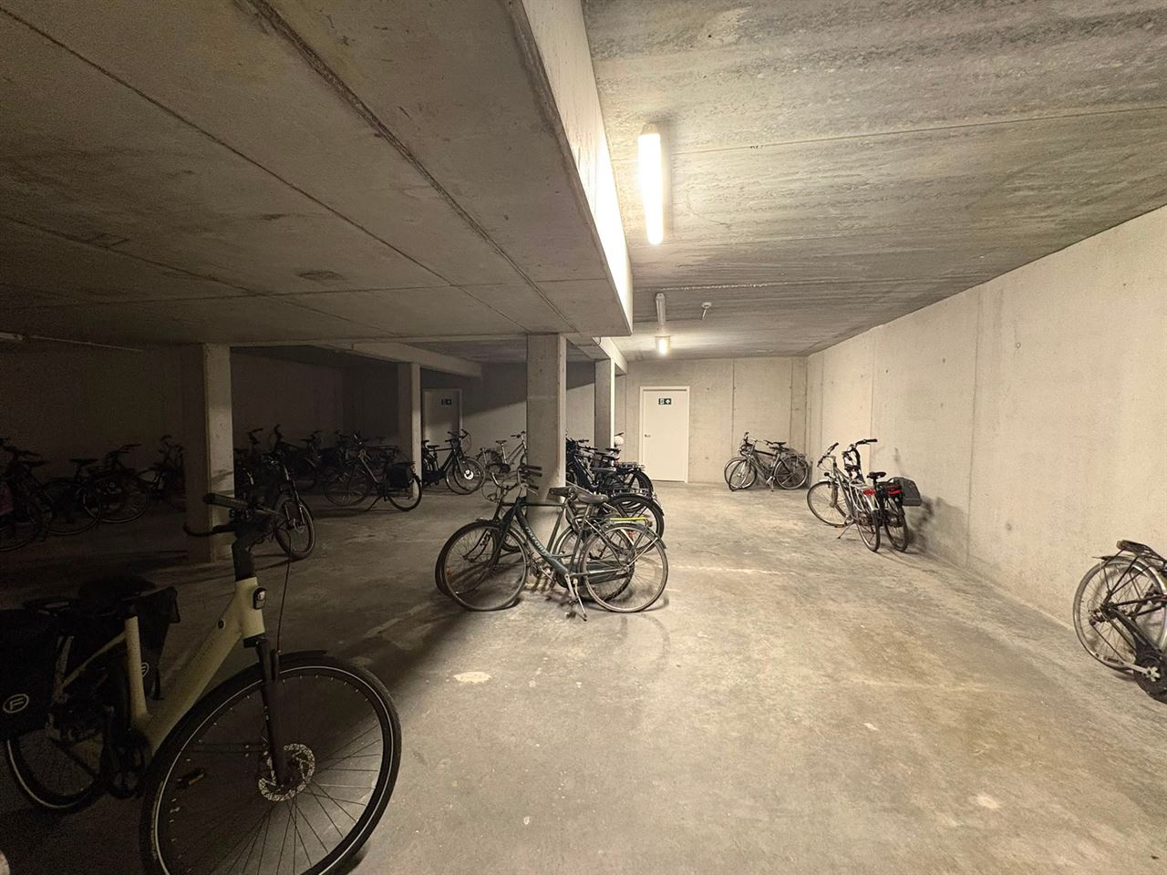 Modern gelijkvloers appartement met tuin, EPC A en autostaanplaats