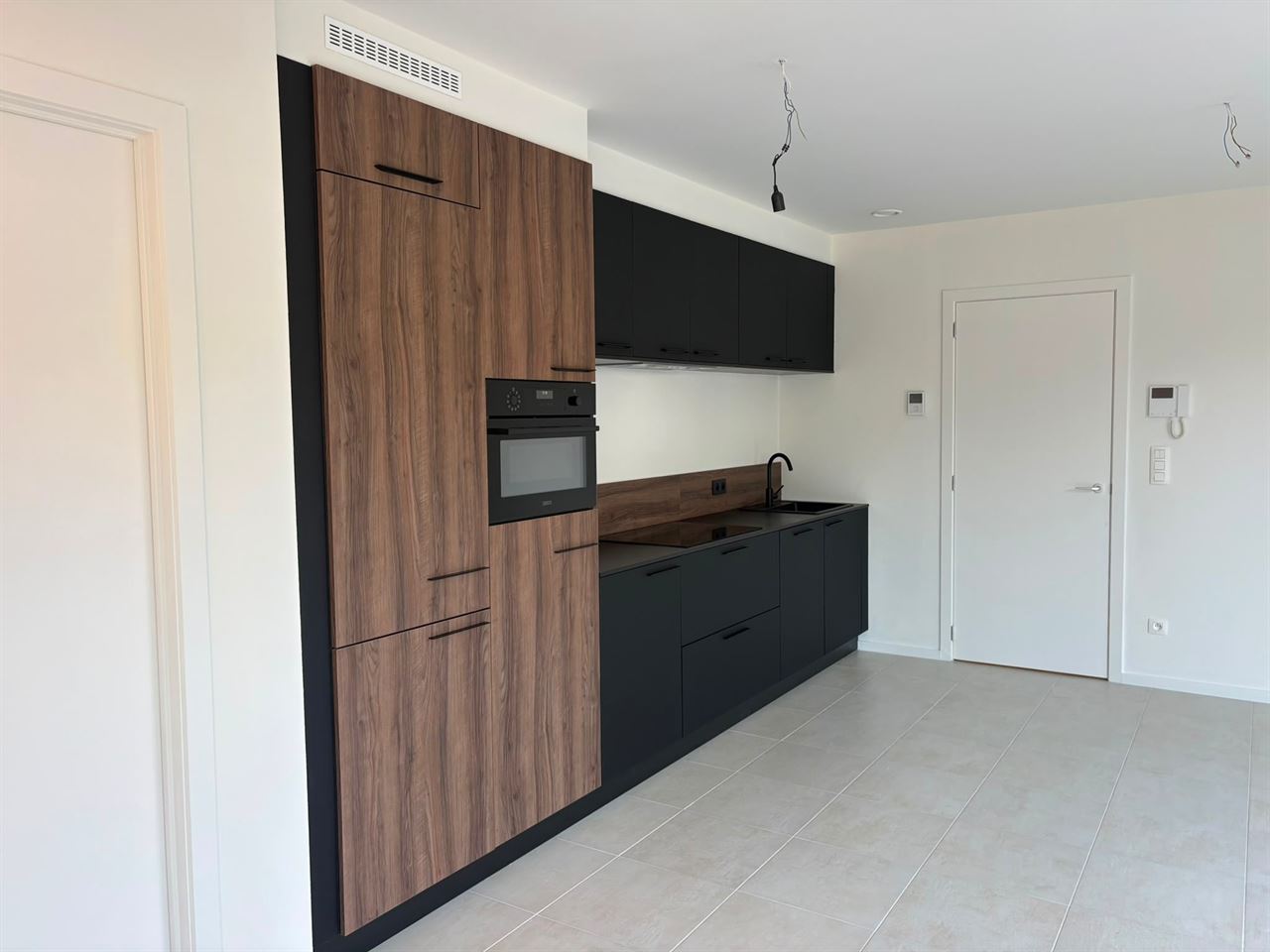 Modern gelijkvloers appartement met tuin, EPC A en autostaanplaats