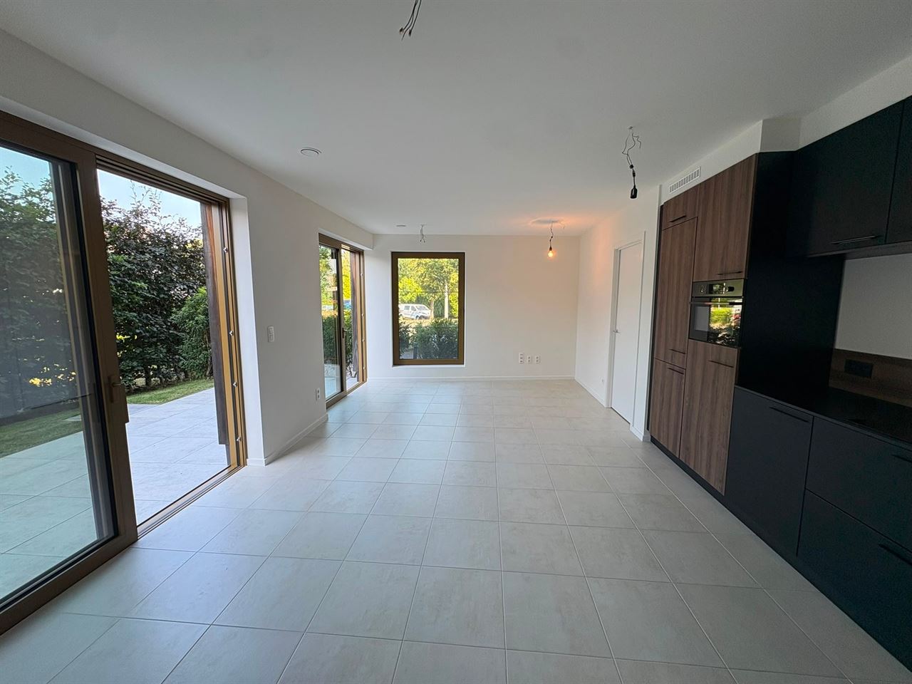 Modern gelijkvloers appartement met tuin, EPC A en autostaanplaats