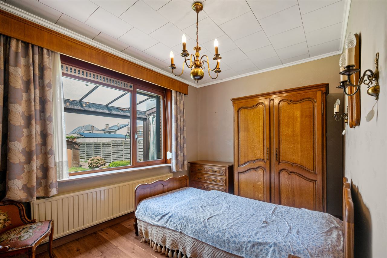 Solide woning met tal van mogelijkheden op een gegeerde locatie