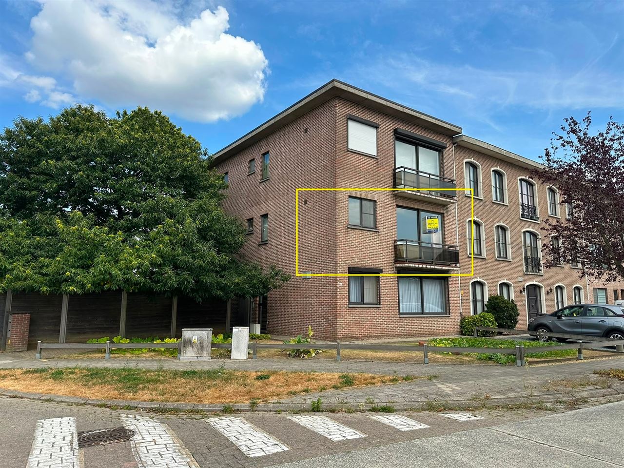 Appartement met 2 slpks, terras en garage in Duffel-West