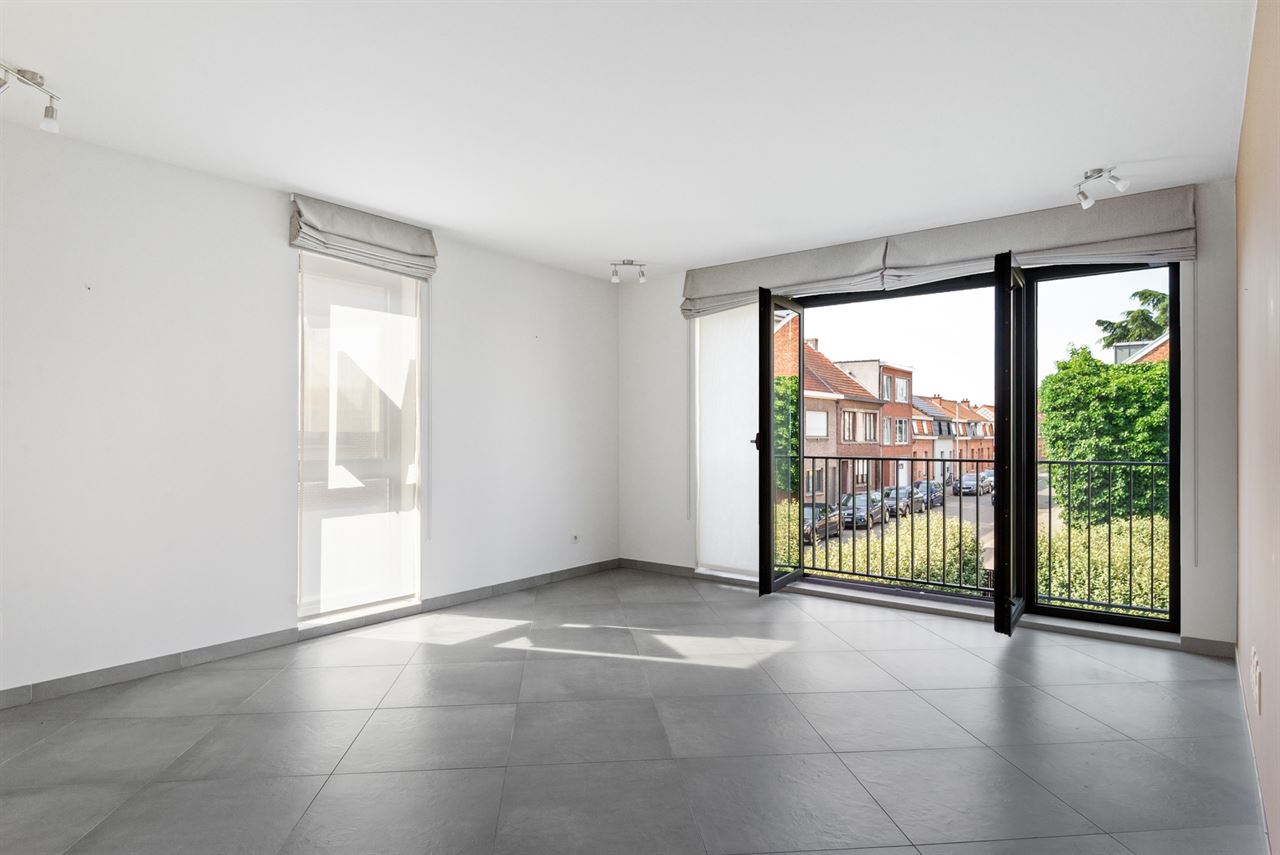 Instapklaar appartement met EPC A, terras en parking
