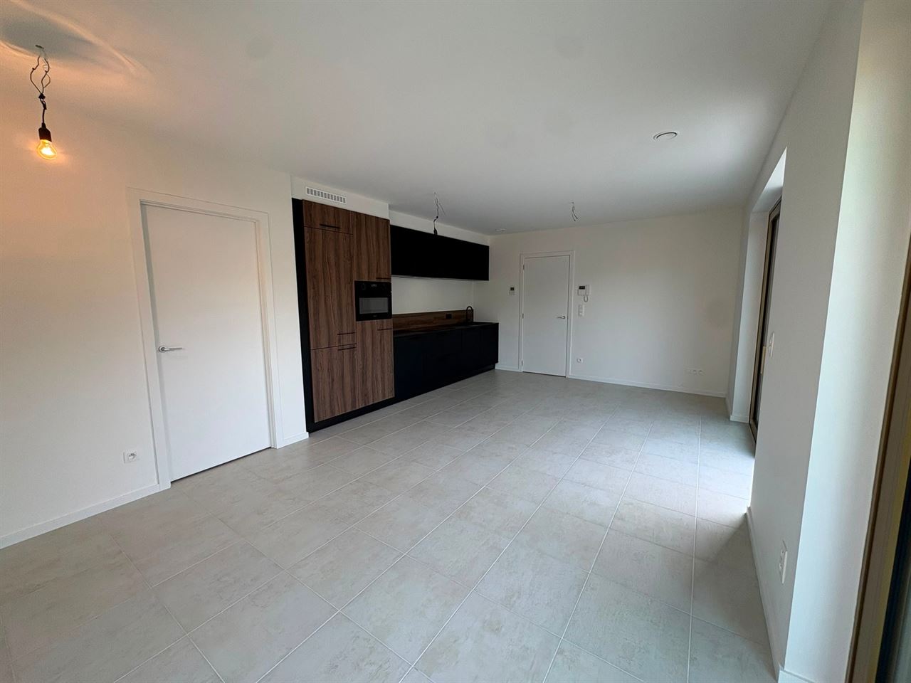 Modern gelijkvloers appartement met tuin, EPC A en autostaanplaats